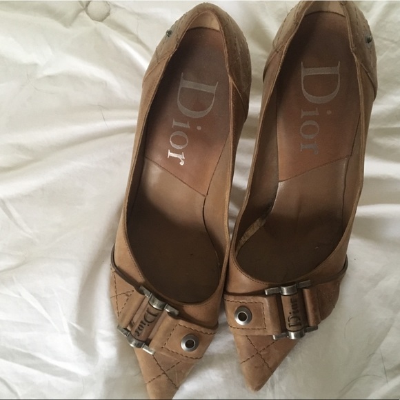 Dior Suede tan heel - Picture 2 of 6